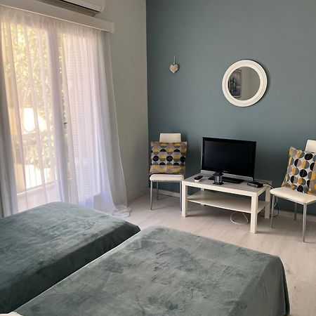 Sea View Apartments Near Athens Airport 阿特米达 外观 照片