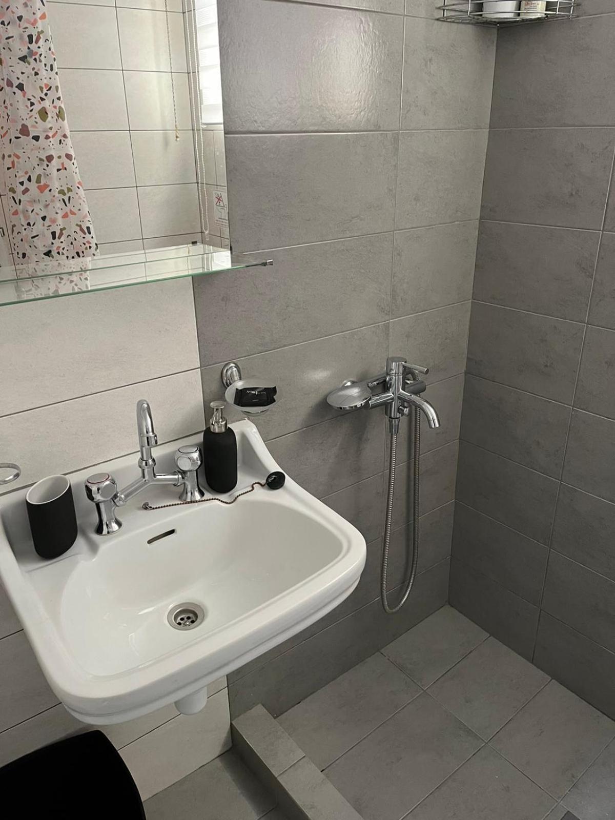 Sea View Apartments Near Athens Airport 阿特米达 外观 照片